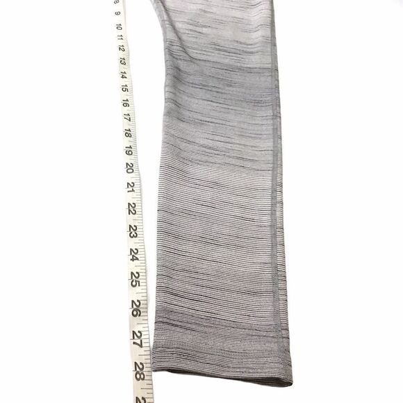 Zella Live In High Waist Athletic Leggings Size M - Picture 6 of 11